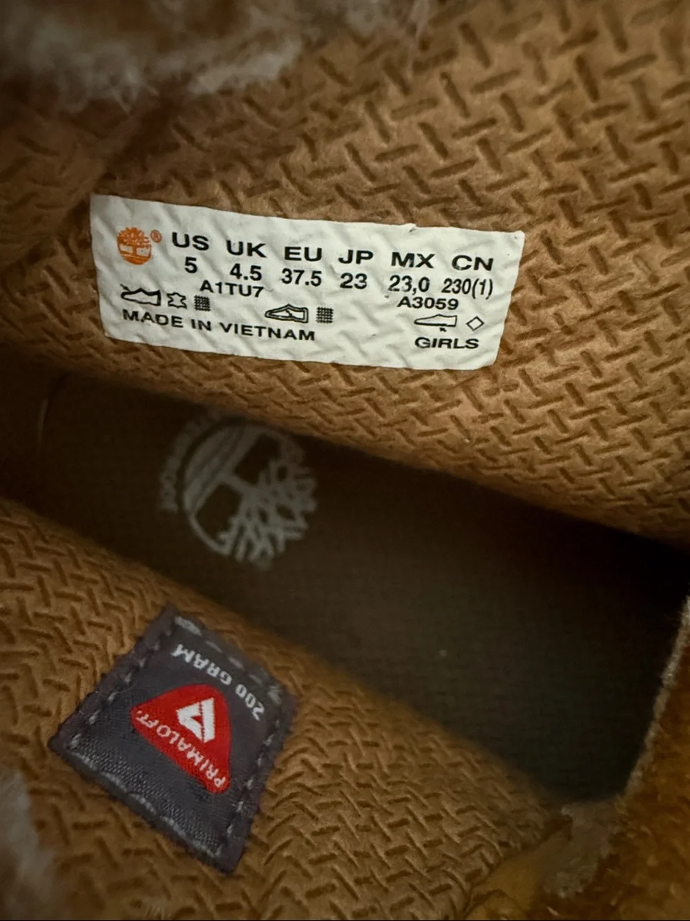 Timberland Wheat Suede Lace-Up Boots big girls size 5 Faux Fur Collar